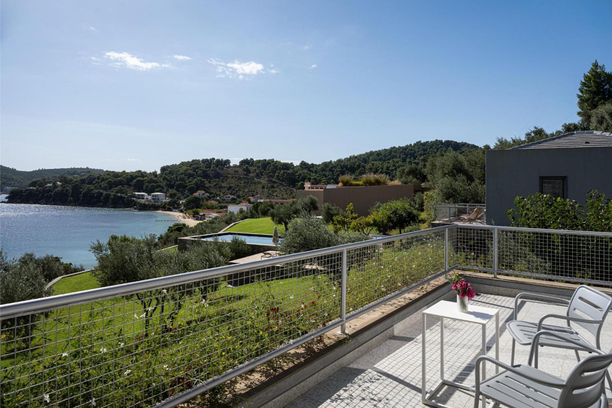 Pelagoon Skiathos * Achladies (Skiathos)